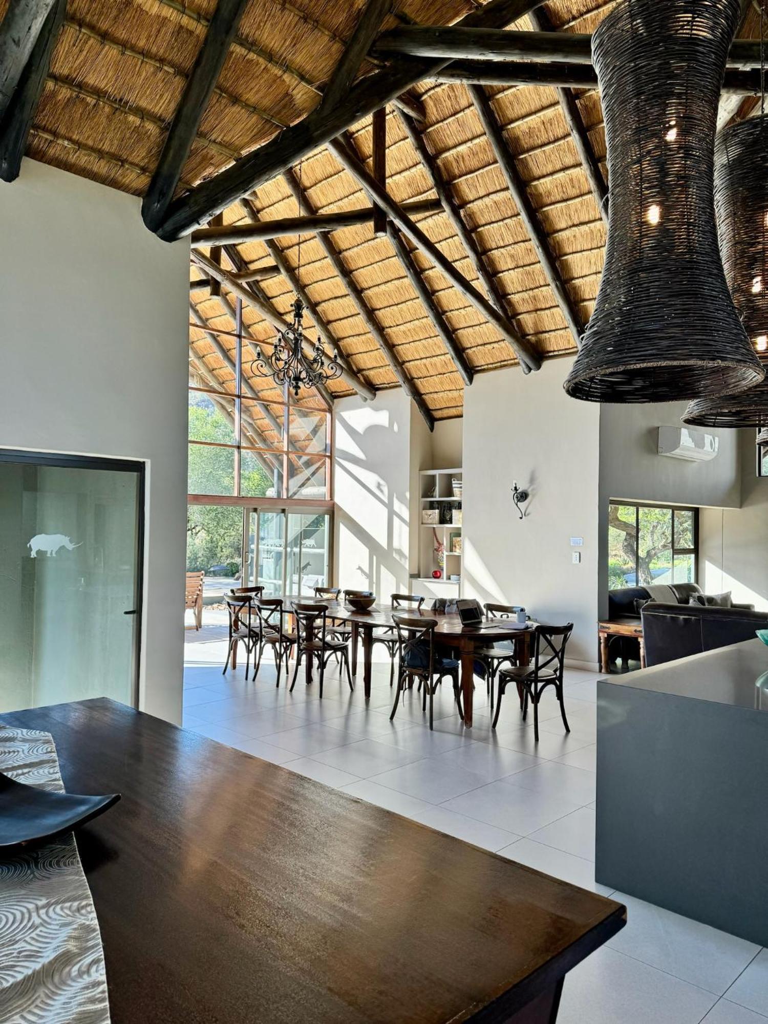Pangolin Game Lodge - Self Catering, Incl 2 Game Drives Per Day Matlhagame Exterior photo